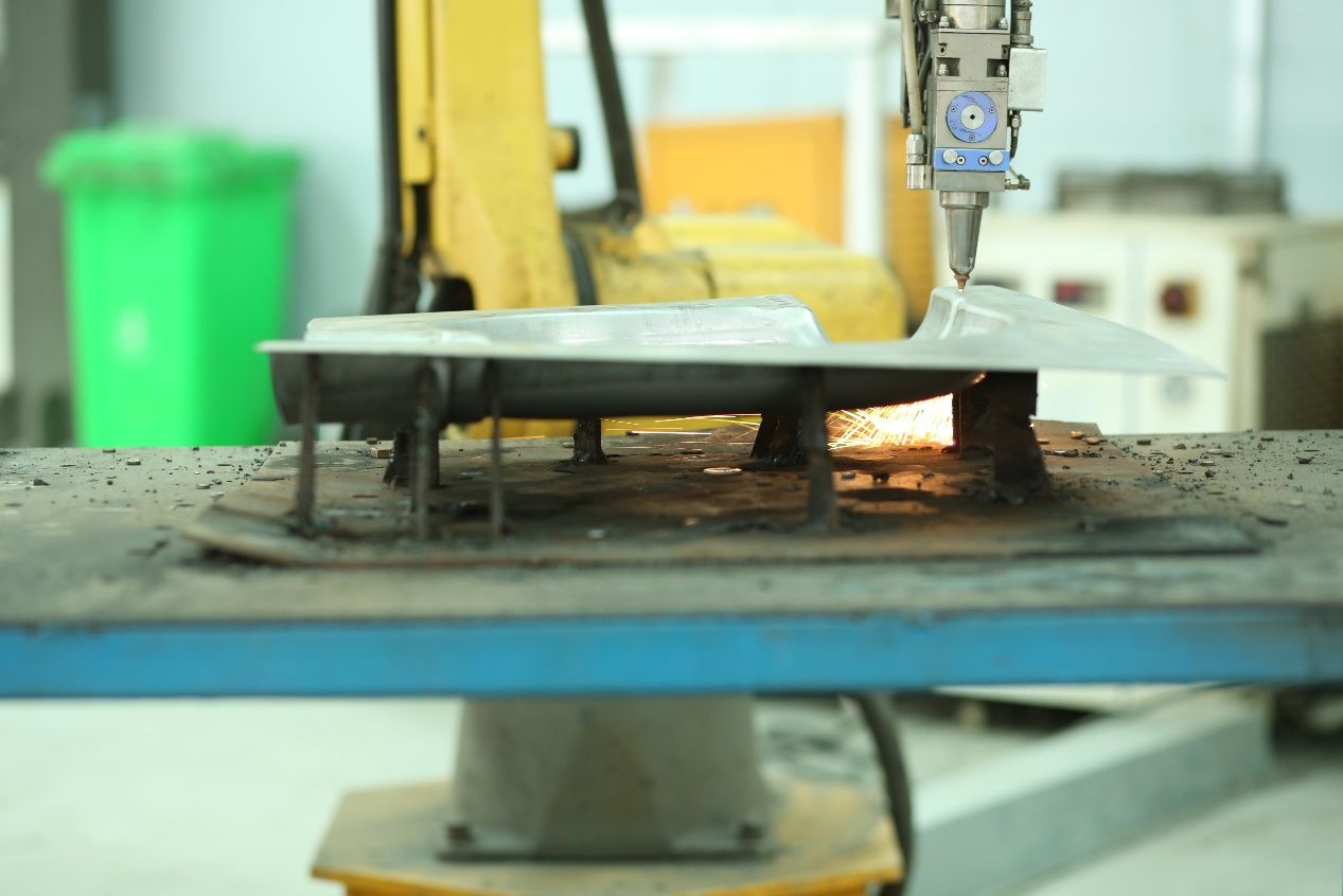 효율적이고 정밀한 이송을 실현하는 Debabrother 자동 공급 시스템